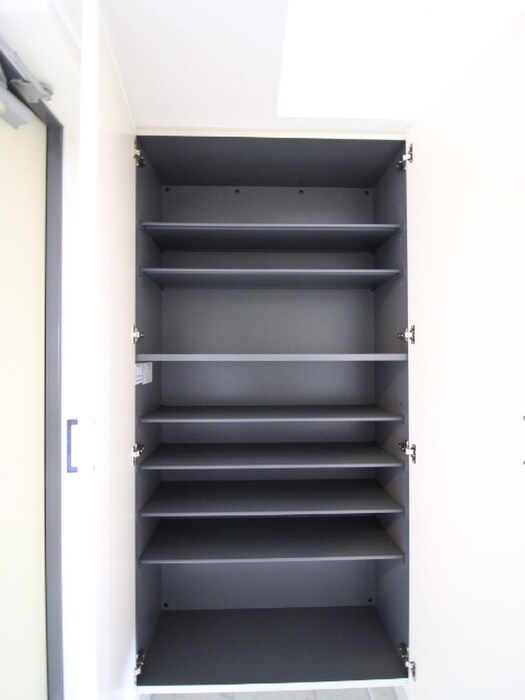 物件内観写真14　(靴箱)