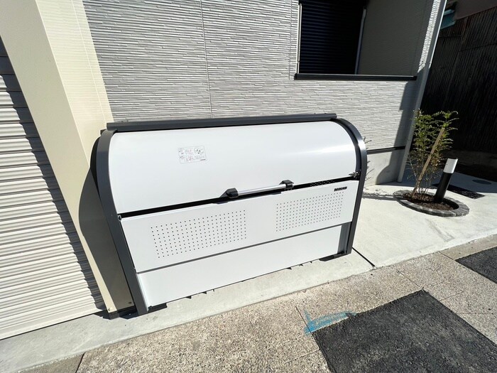 物件外観写真6　(建物設備)