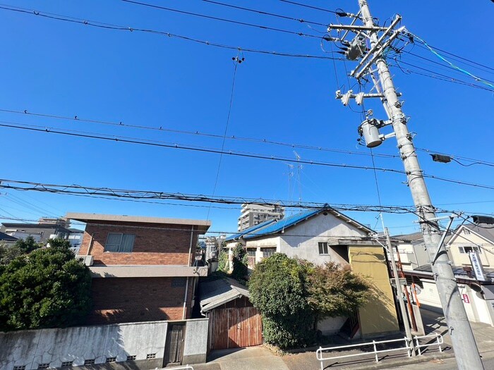 物件内観写真22　(室内からの展望)