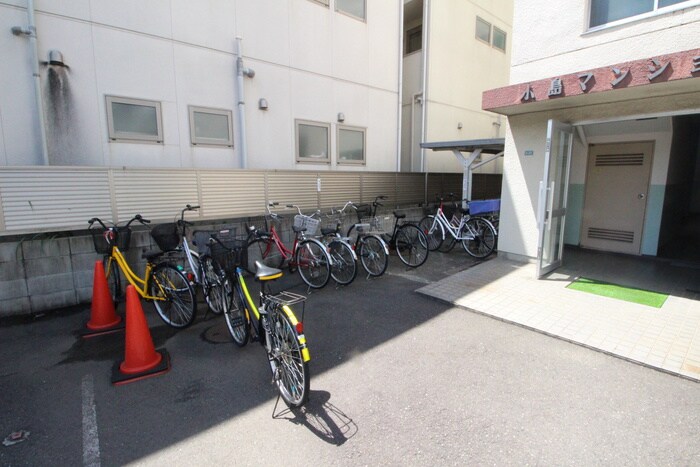 物件外観写真2　(駐輪場)