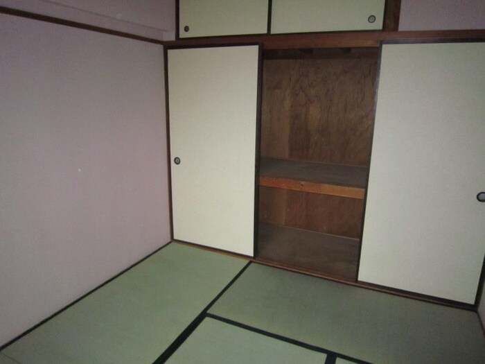 物件内観写真9　(収納)