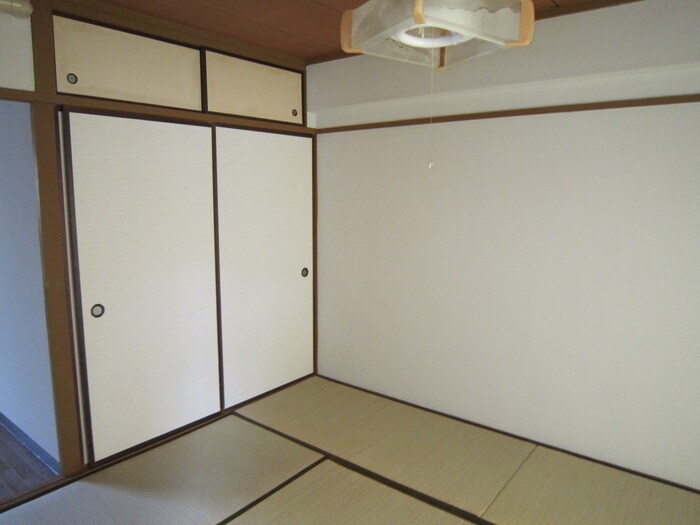 物件内観写真12　(居室)