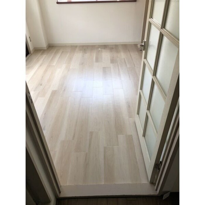 物件内観写真11　(居室)