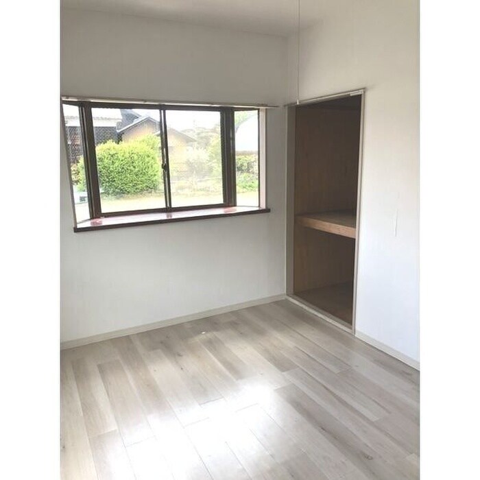 物件内観写真13　(居室)