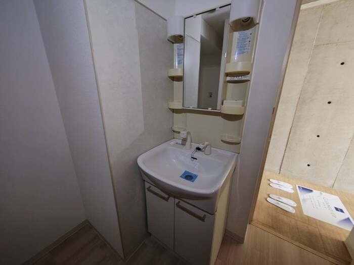 物件内観写真14　(洗面)