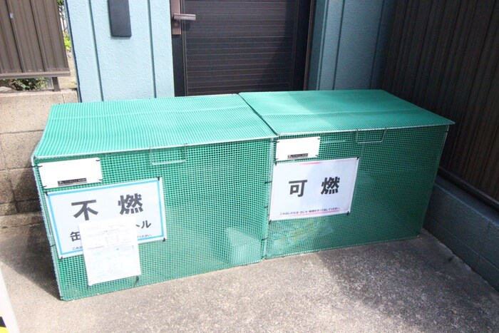 物件外観写真6　(建物設備)