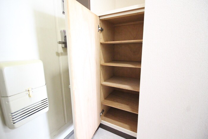 物件内観写真19　(靴箱)