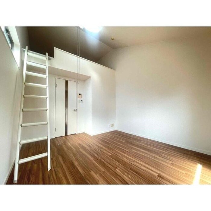 物件内観写真8　(居室)