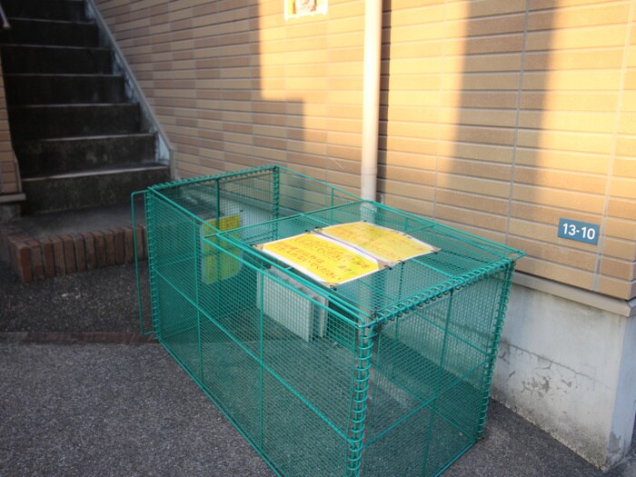 物件外観写真4　(建物設備)