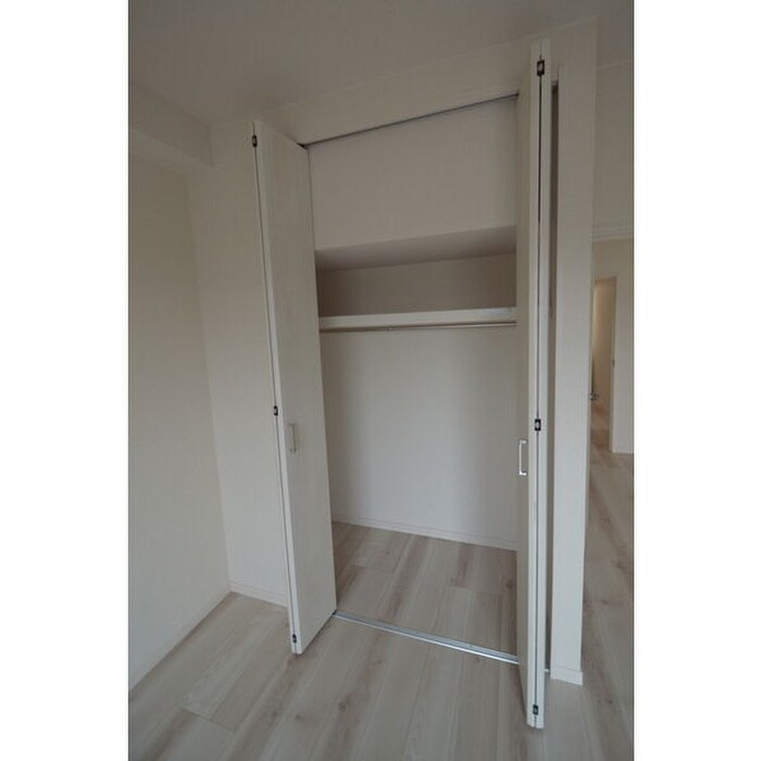 物件内観写真10　(収納)