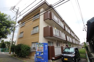 パープルマンション外観写真