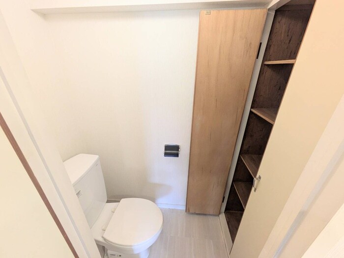 物件内観写真14　(トイレ)