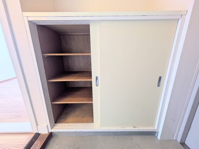 物件内観写真17　(靴箱)