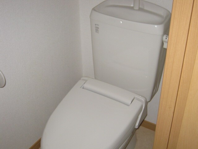 物件内観写真12　(トイレ)