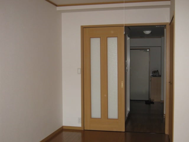 物件内観写真13　(居室)