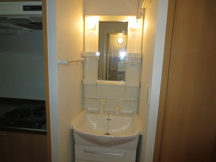 物件内観写真13　(洗面)