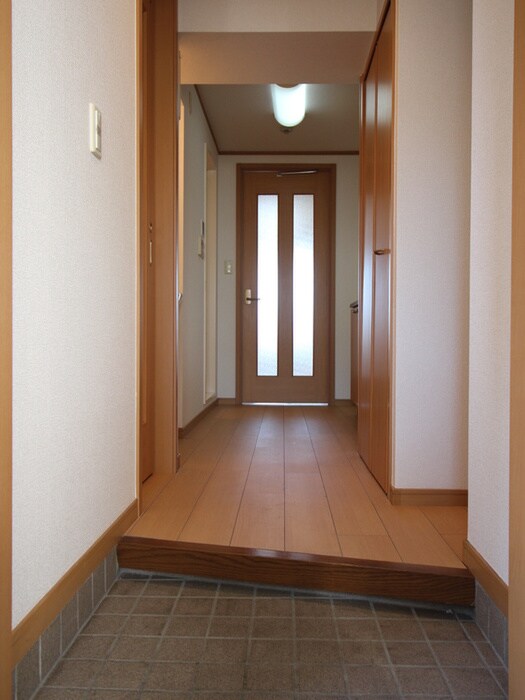 物件内観写真15　(靴箱)