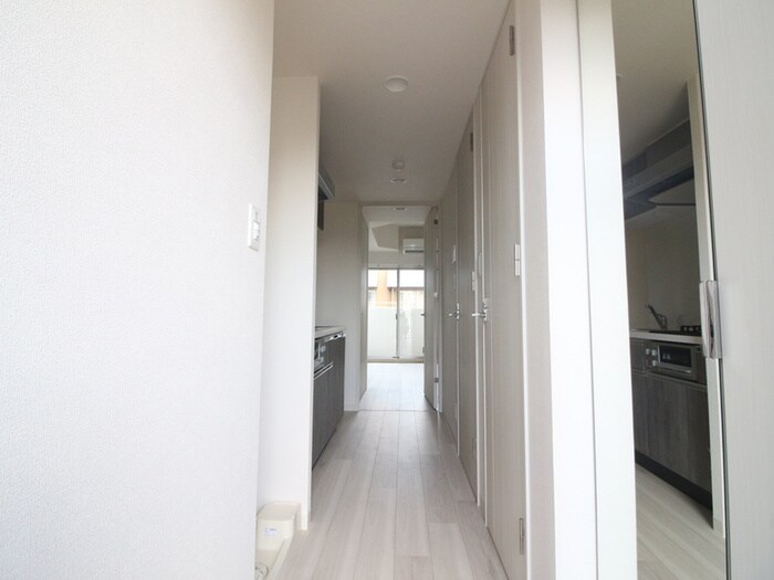 物件内観写真15　(廊下)