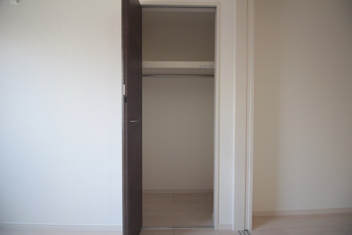 物件内観写真16　(収納)