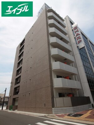 ラ・メゾン輝外観写真