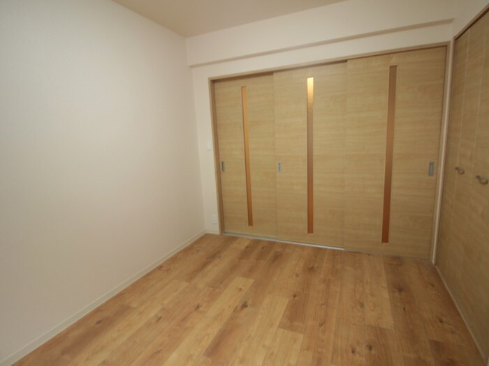 物件内観写真10　(居室)