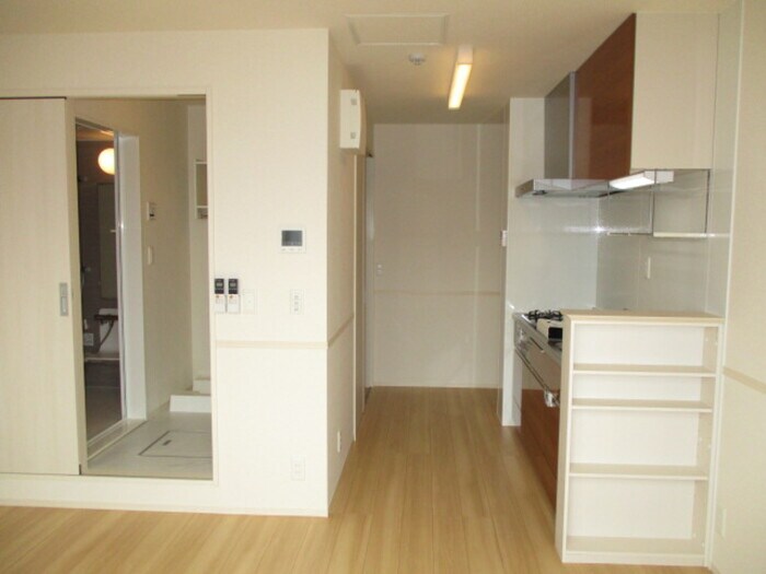 物件内観写真11　(廊下)