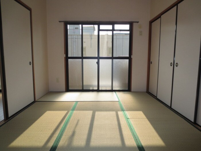 物件内観写真16　(居室)