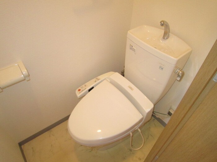 物件内観写真12　(トイレ)