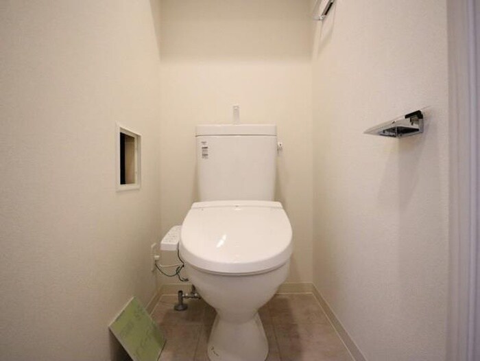 物件内観写真12　(トイレ)