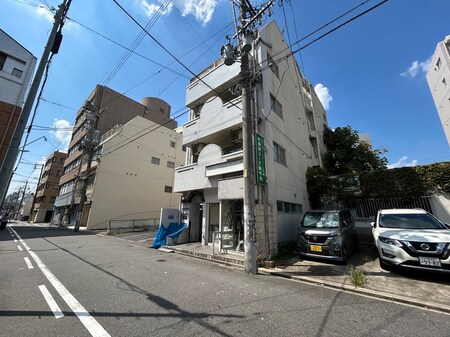 新栄ロイヤルハイツ外観写真