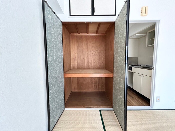 物件内観写真10　(収納)