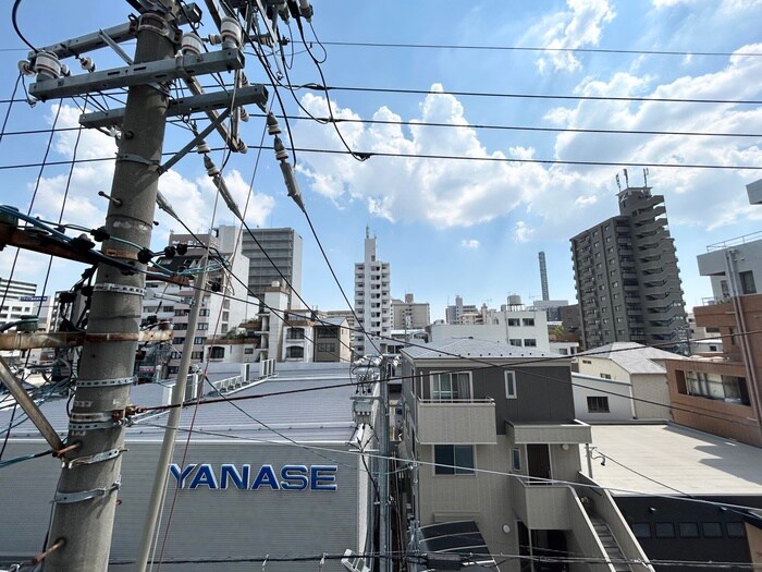 物件内観写真15　(室内からの展望)