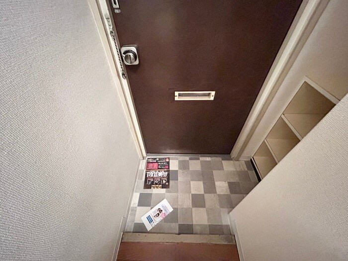 物件内観写真16　(室内からの展望)