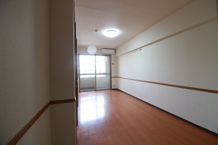 物件内観写真10　(居室)