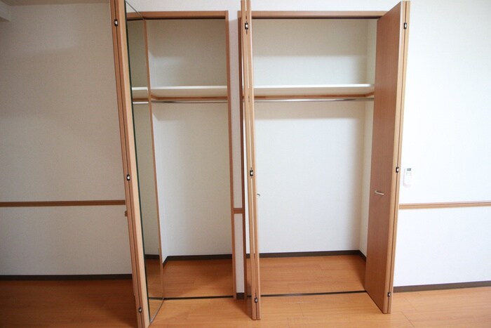 物件内観写真11　(収納)