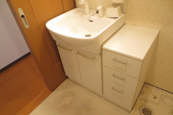 物件内観写真11　(洗面)