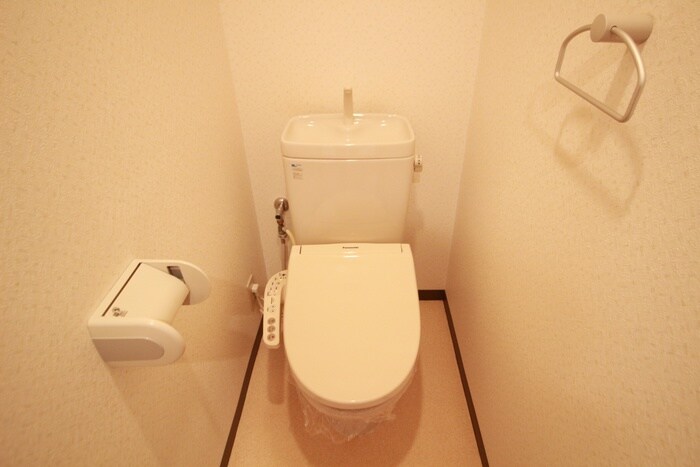 物件内観写真15　(トイレ)