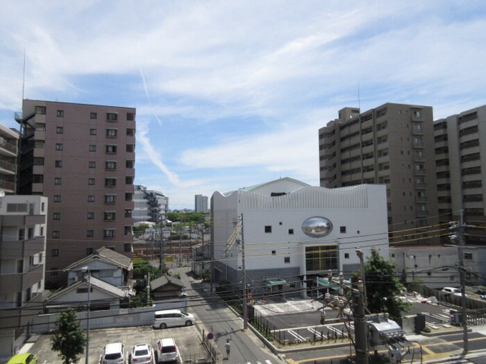 物件内観写真21　(室内からの展望)