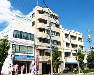 サンローズ 八幡外観写真