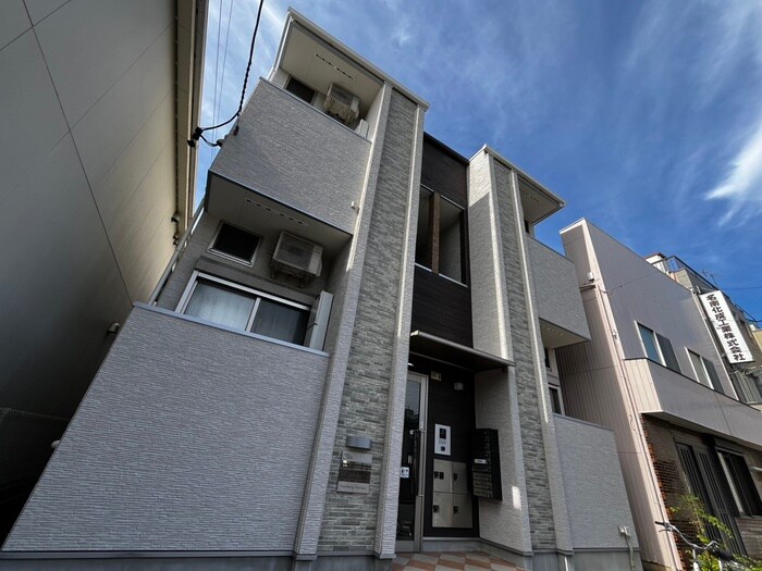 物件外観写真1　(外観写真)