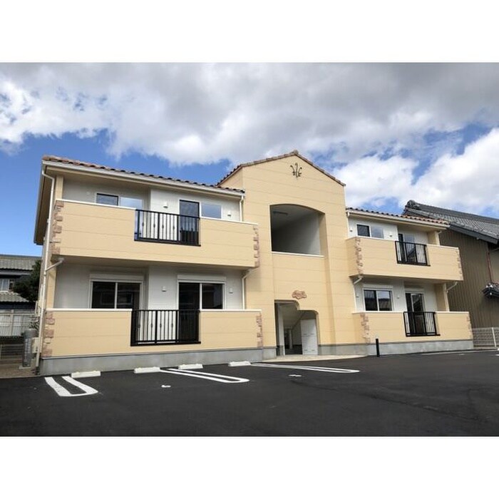 物件外観写真1　(外観写真)