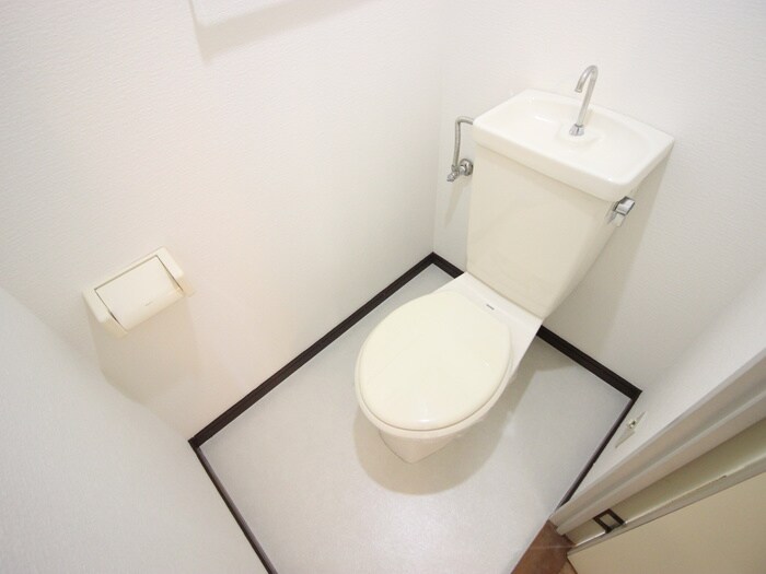 物件内観写真13　(トイレ)