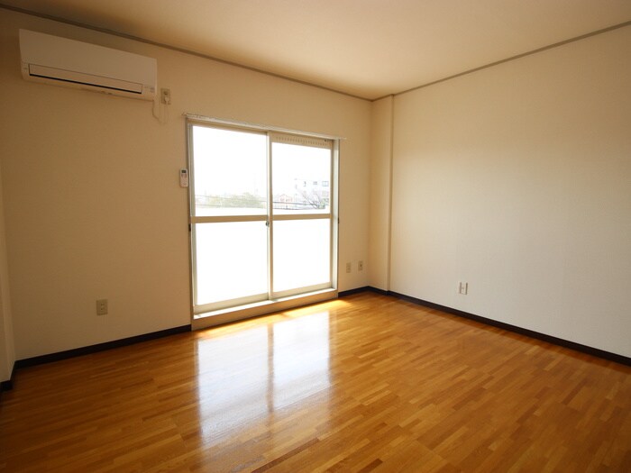 物件内観写真17　(居室)