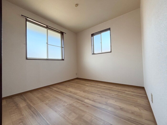 物件内観写真7　(居室)