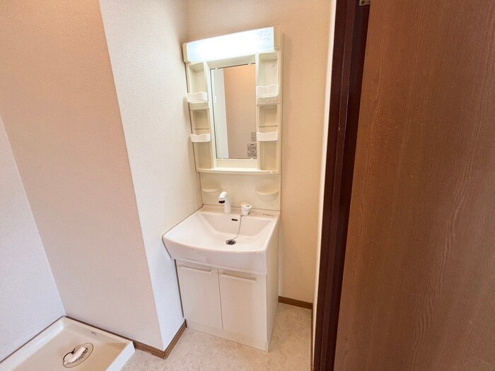 物件内観写真12　(洗面)