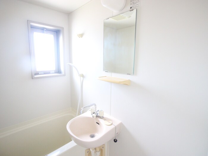 物件内観写真11　(洗面)