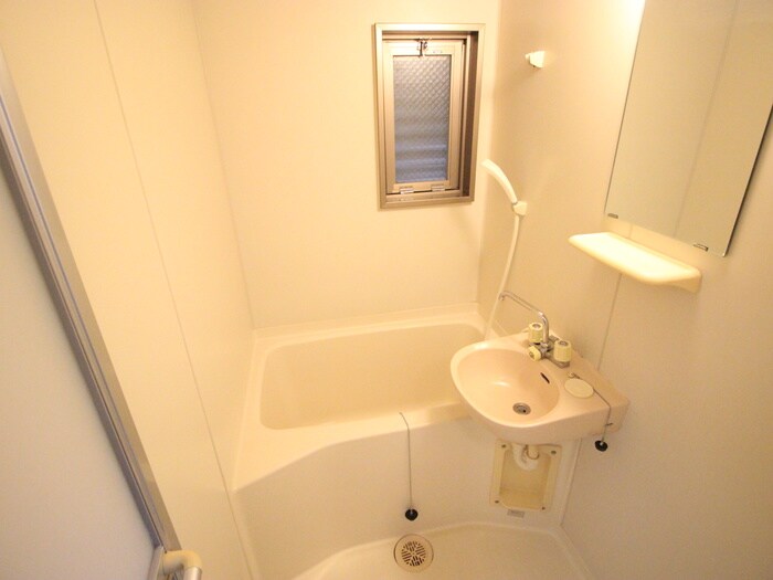 物件内観写真12　(バス／シャワールーム等)