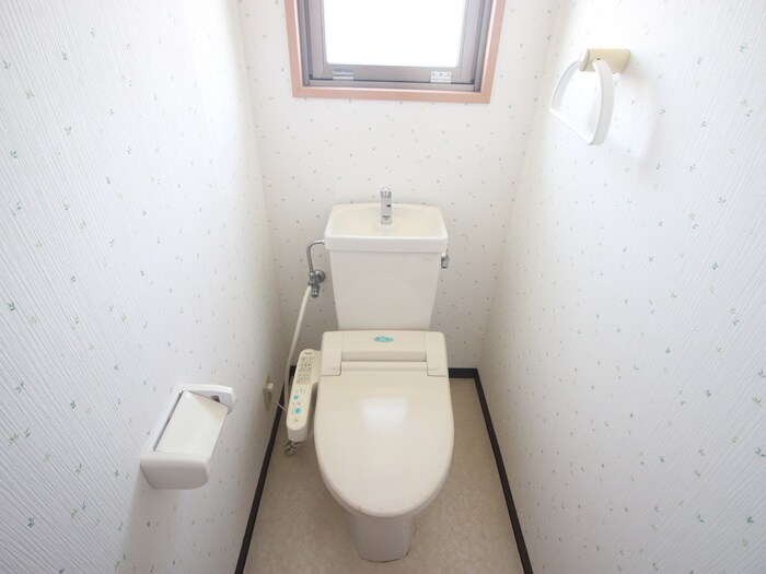 物件内観写真14　(トイレ)