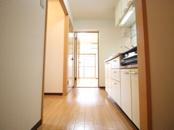 物件内観写真19　(廊下)