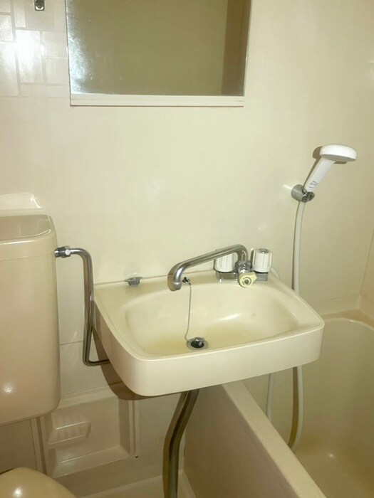 物件内観写真12　(洗面)